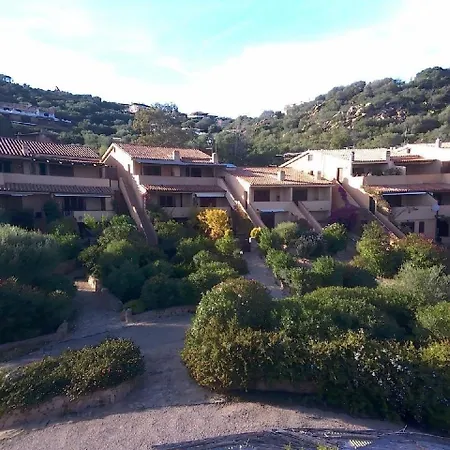 アパート Komfortable In Porto Istana